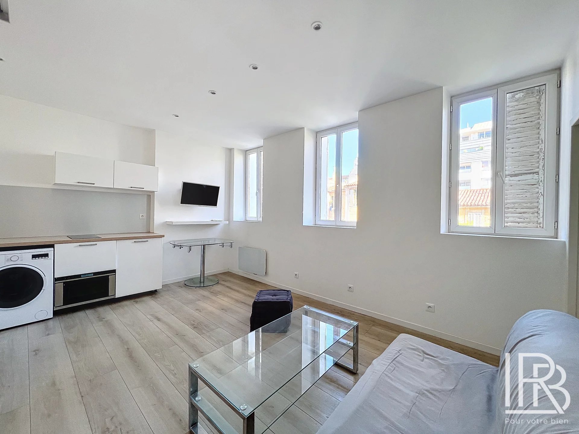 Vente Appartement 28m² 2 Pièces à Marseille (13005) - Immobiliere Du Roucas Blanc