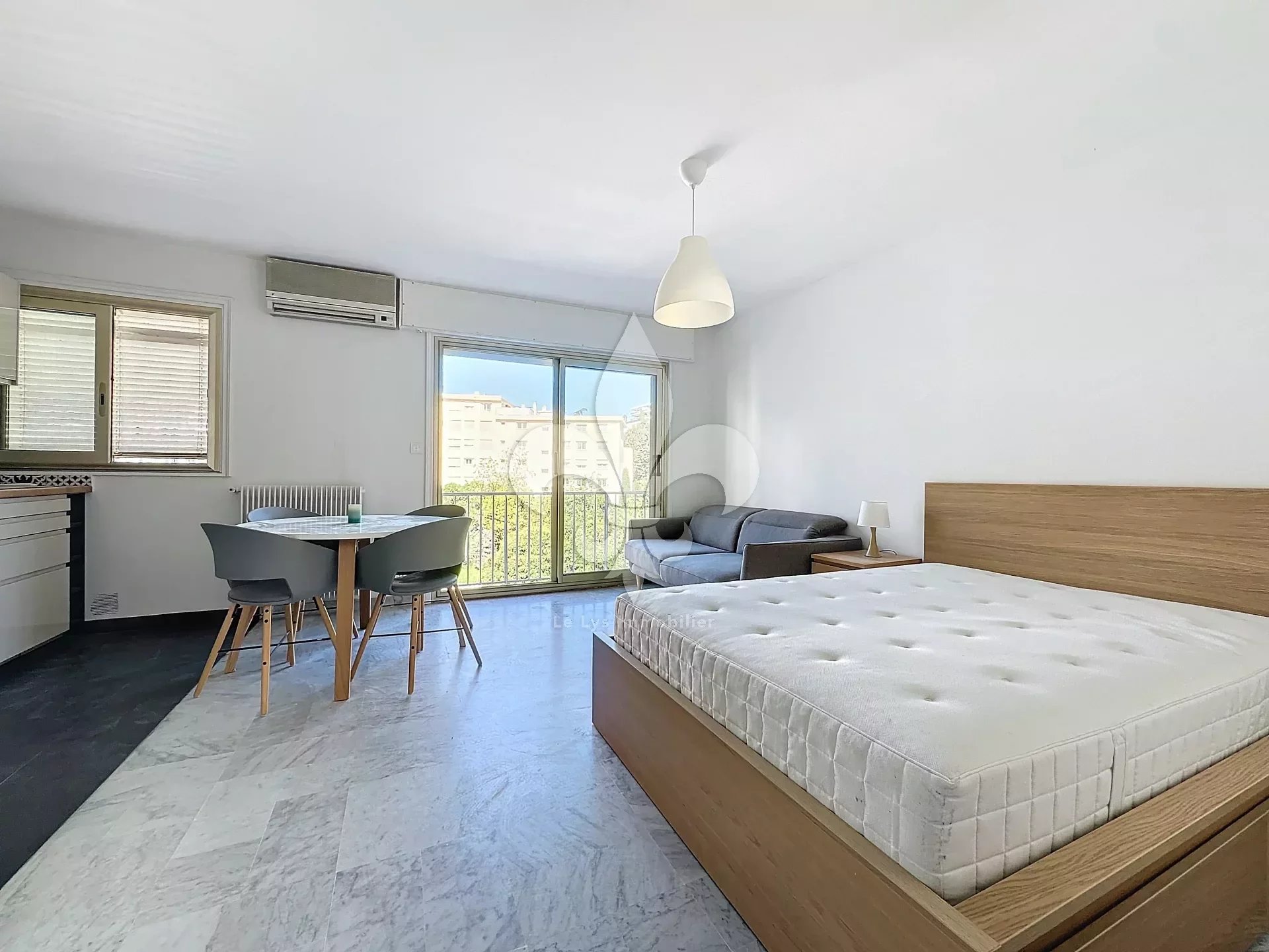 Vente Appartement 28m² 1 Pièce à Cannes (06400) - Le Lys Immobilier