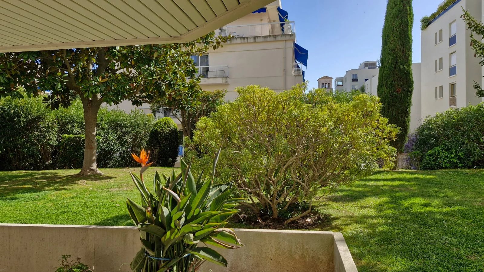 Sale Apartment - Cannes Basse Californie