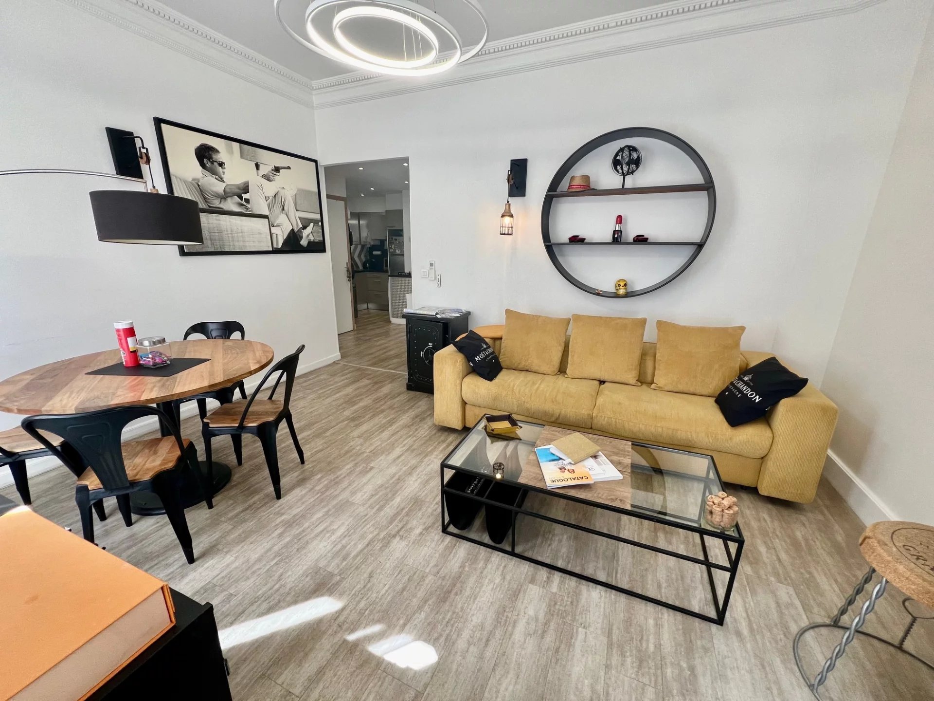 CANNES CITY CENTRE - MODERN 1 BEDROOM APARTMENT