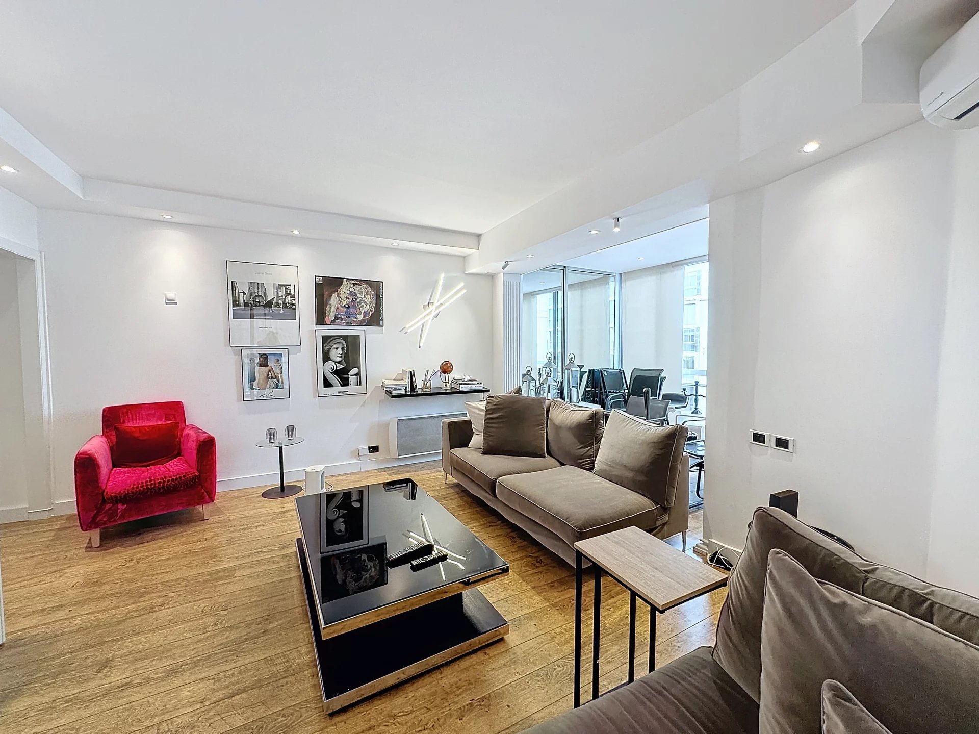 Vente Appartement 80m² 3 Pièces à Cannes (06400) - Agence Rossi Croisette Immobilier