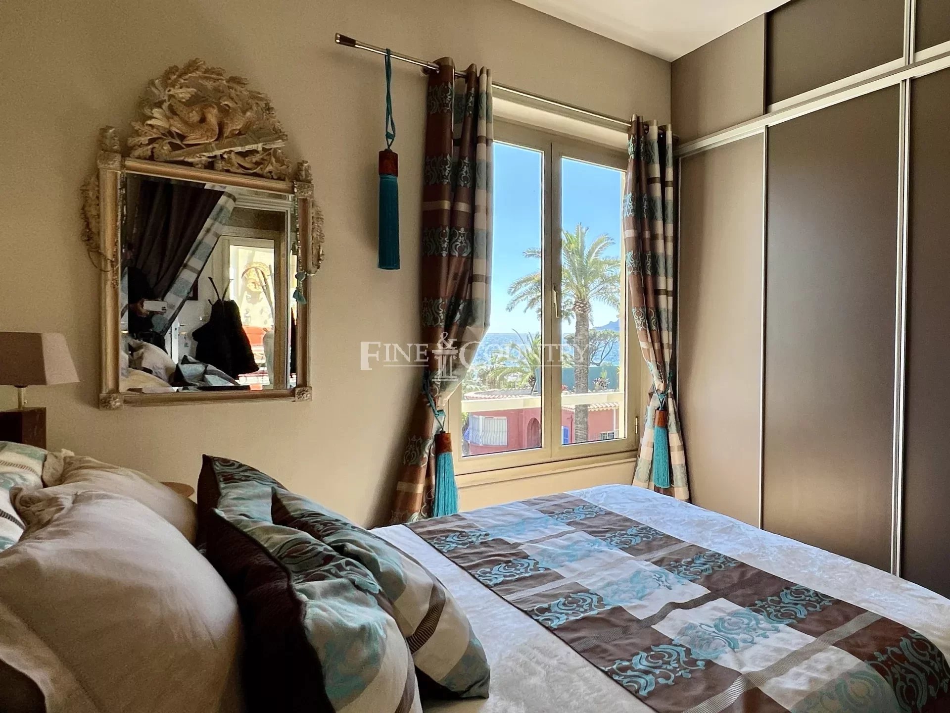 Photo of Sea View Bourgeois Apartment For Sale in Cannes