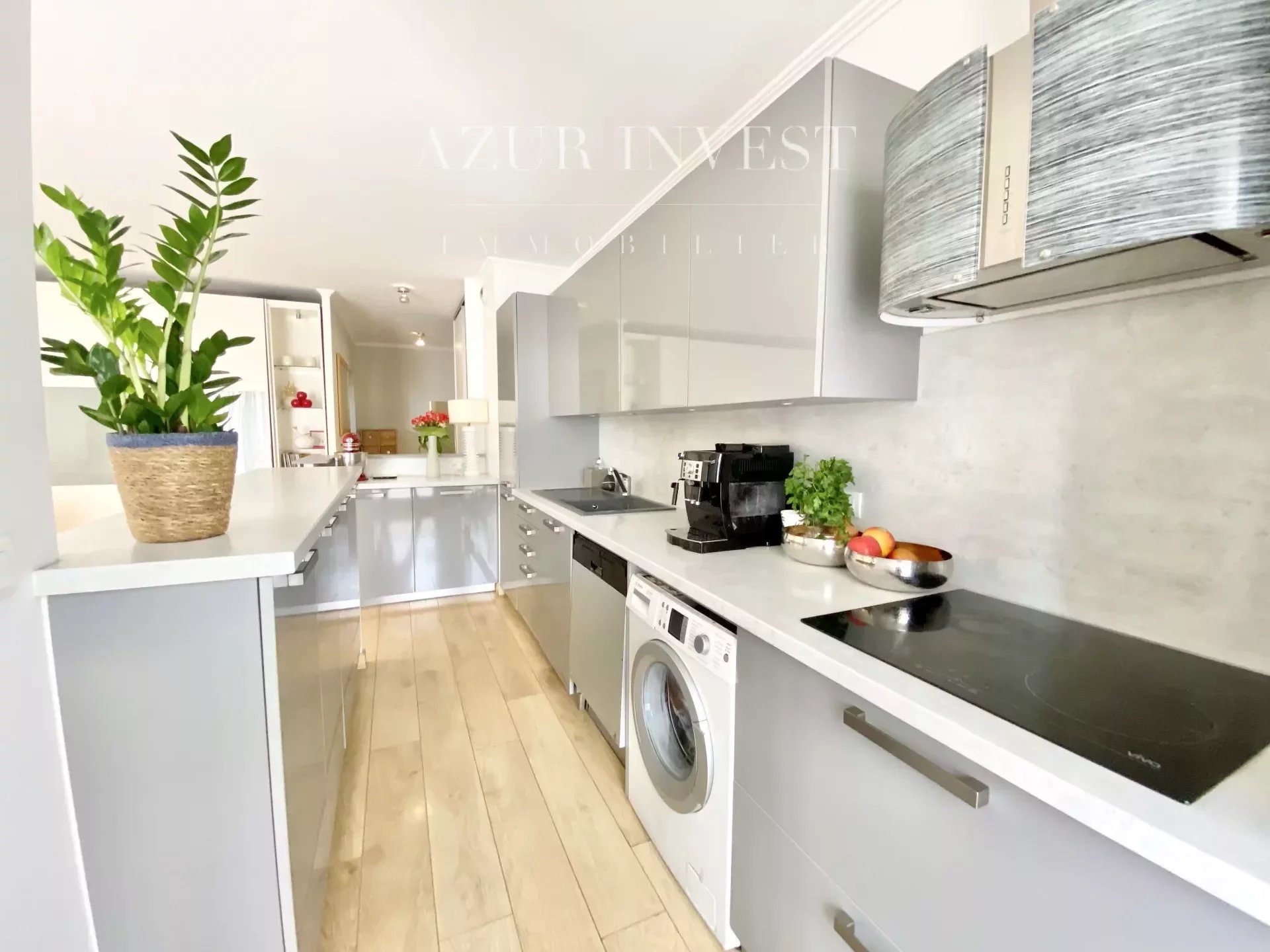 Vente Appartement 74m² 3 Pièces à Roquebrune-Cap-Martin (06190) - Azur Invest Immobilier