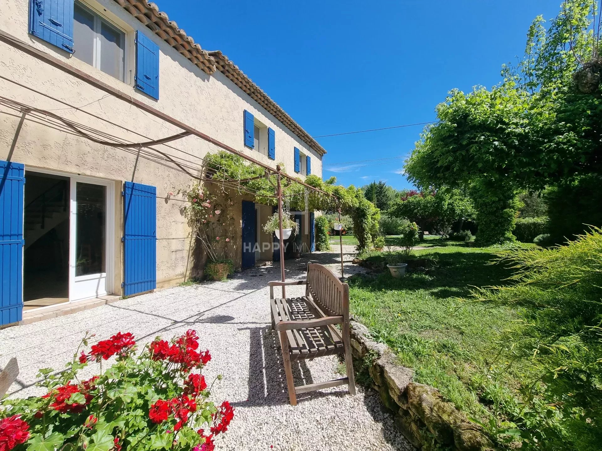 Vente Maison 216m² 8 Pièces à Saint-Rémy-de-Provence (13210) - Happy Immobilier