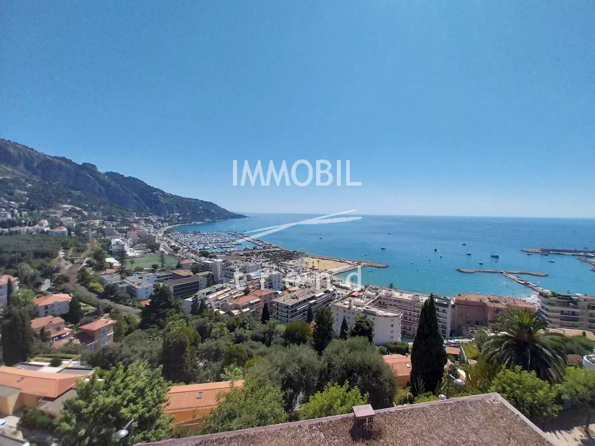 MENTON BOULEVARD DE GARAVAN - VENTE VILLA VUE MER PANORAMIQUE