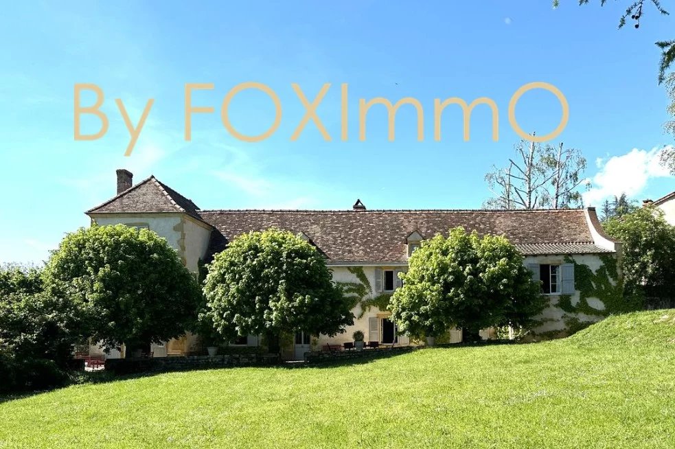 Vente Maison 251m² 10 Pièces à Iguerande (71340) - Foximmo