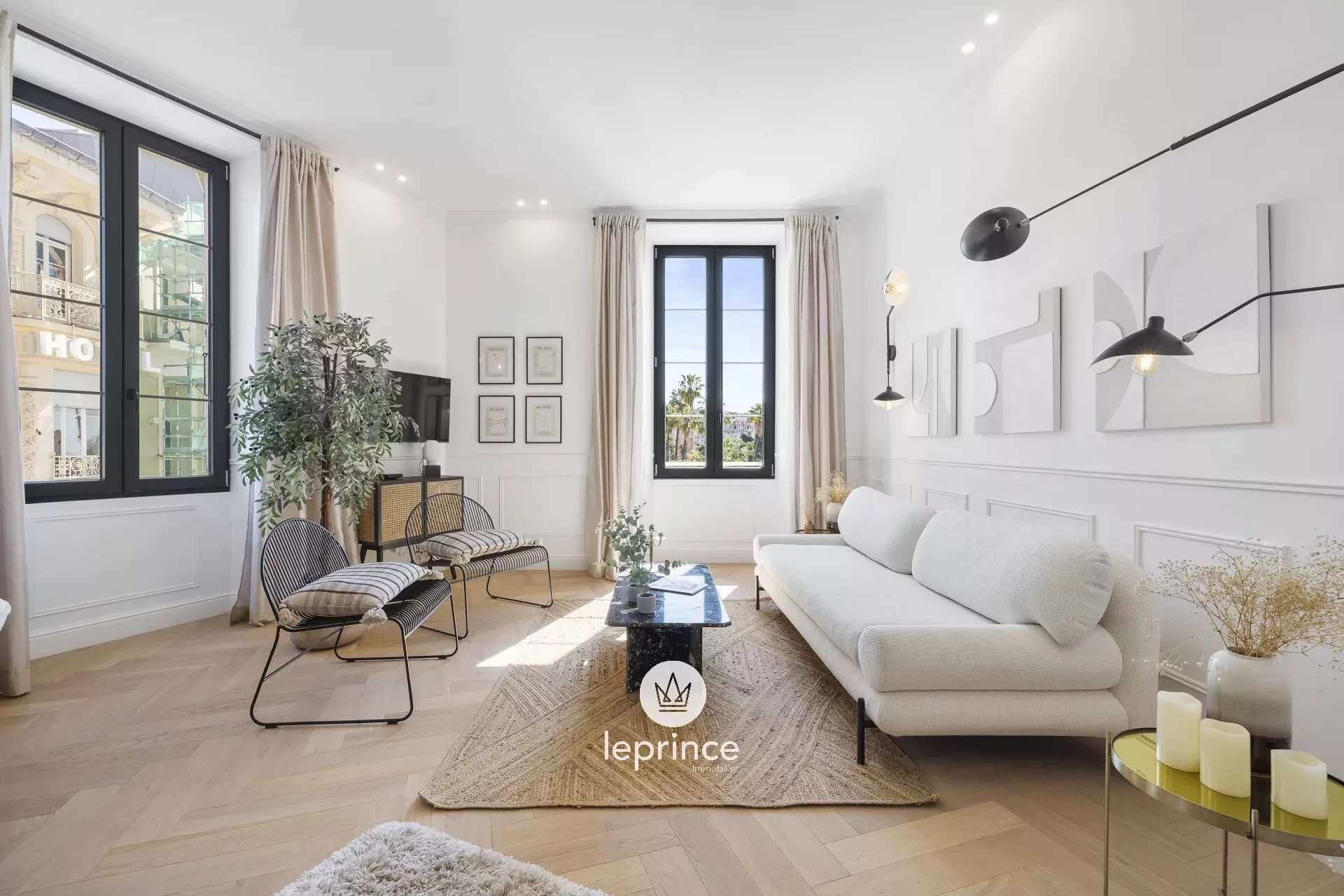 Nice Carré d'Or / Promenade des Anglais - Penultimate Floor - Renovated 3-Room Apartment