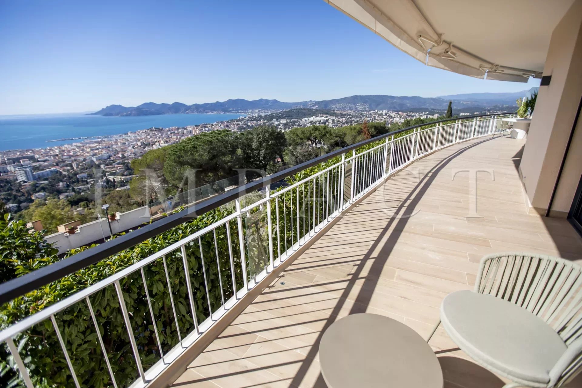 Vente Appartement 105m² 3 Pièces à Cannes (06400) - Agence Impact