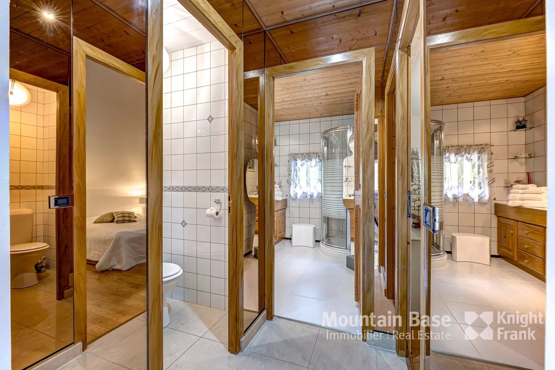 Photo of Elegant 5 bedroom chalet in Morzine