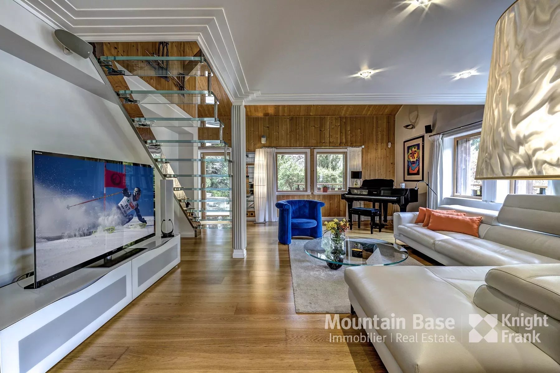 Photo of Elegant 5 bedroom chalet in Morzine