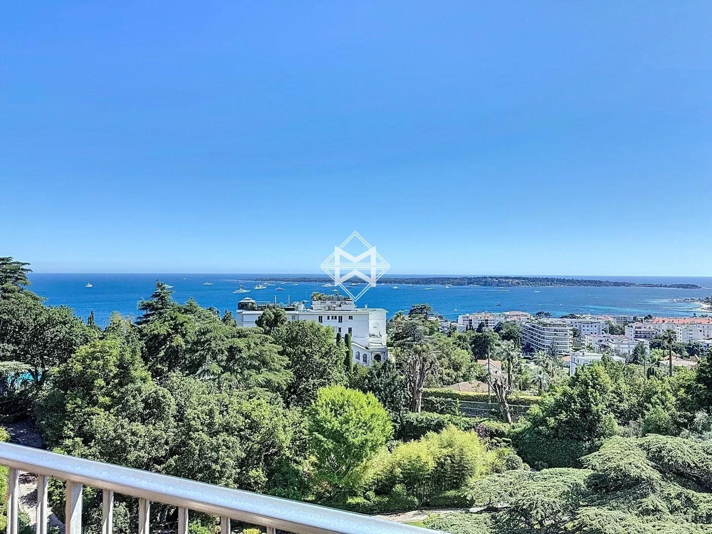 06400 CANNES APPARTEMENT