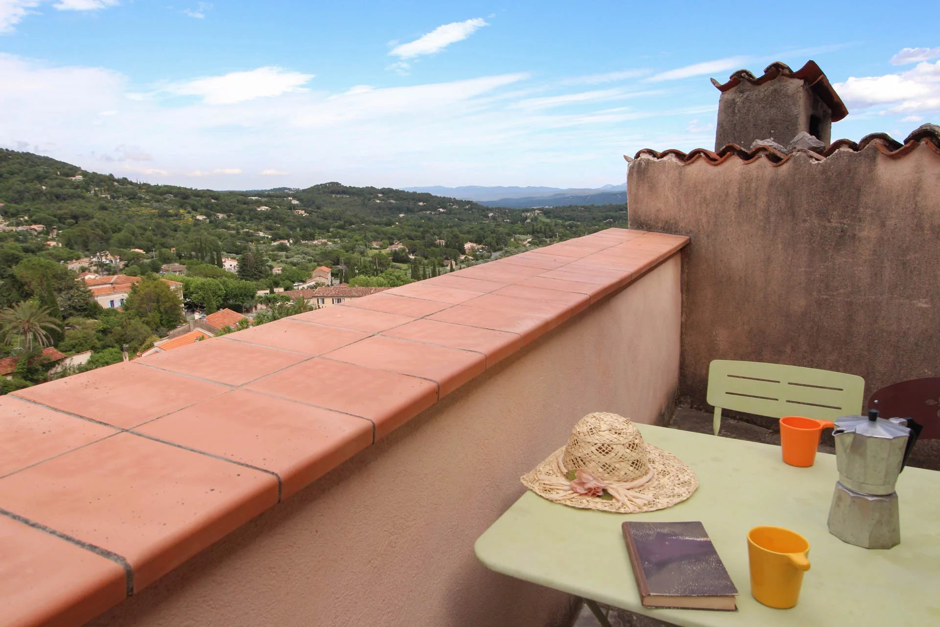 Charming village house with terraces - Seillans