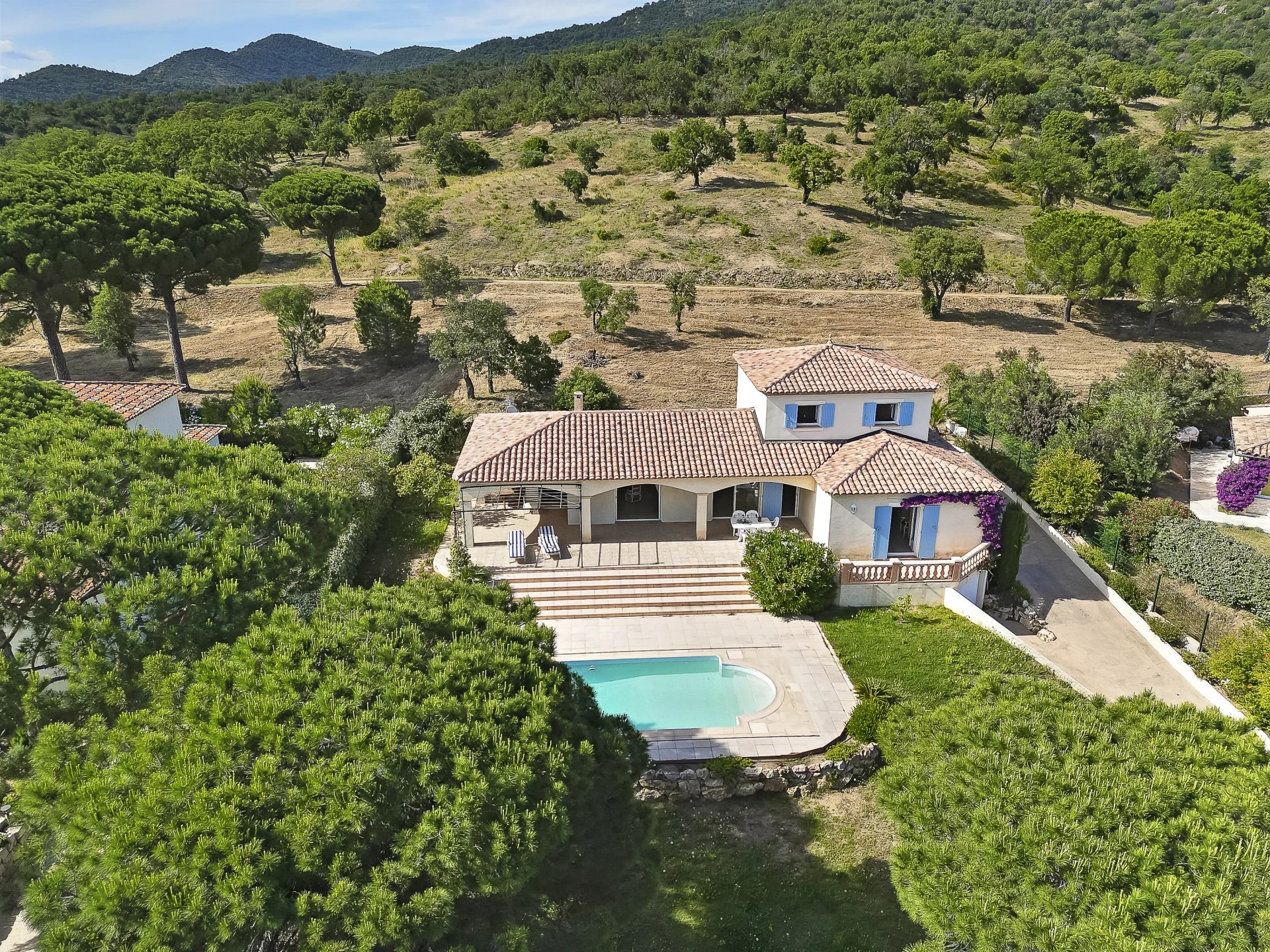 Charming Provencal villa close to nature - Sainte Maxime