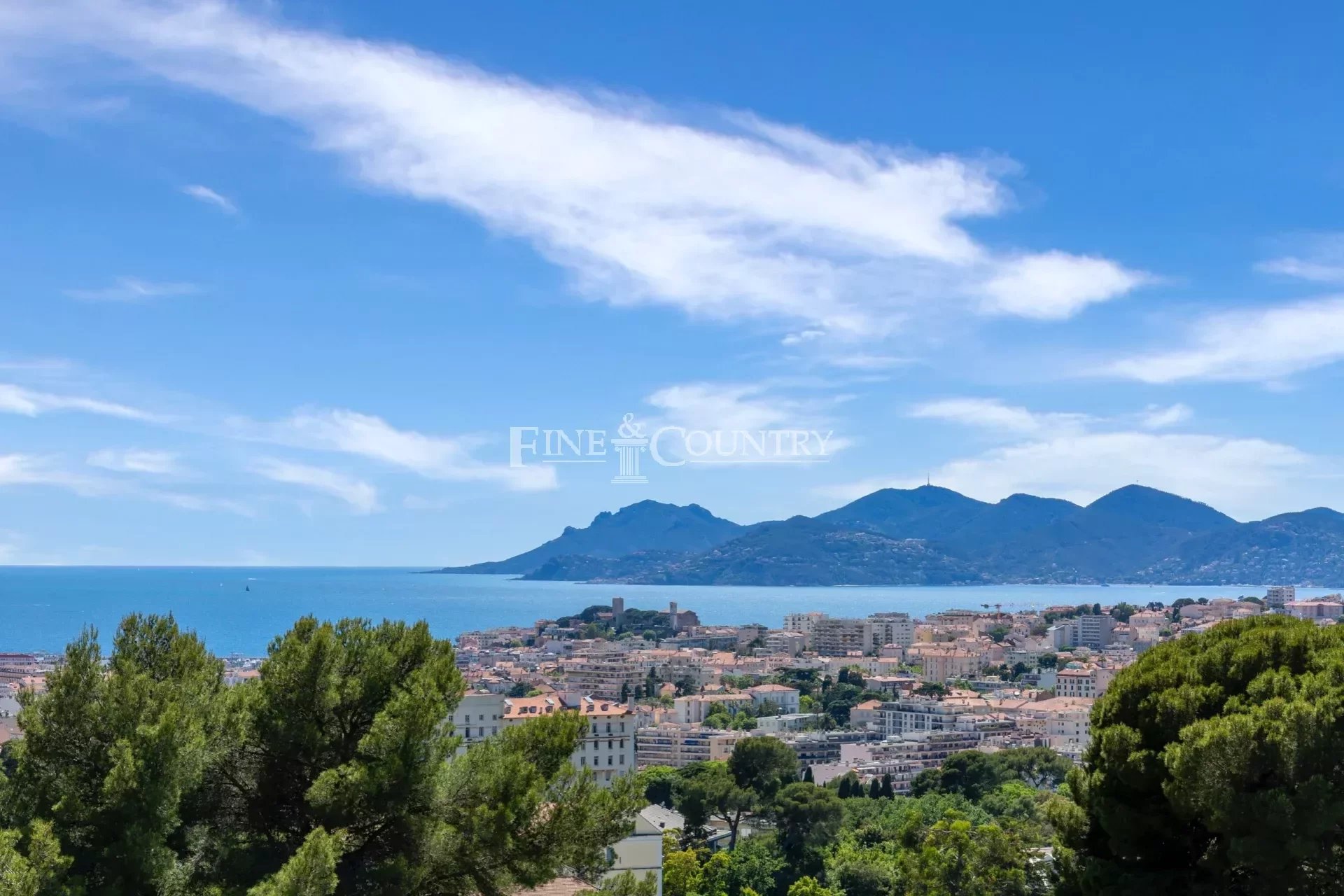 Villa For Sale in Cannes La Californie Panoramic Sea View