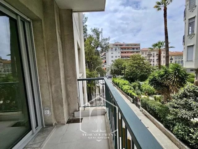 Vente Appartement 51m² 3 Pièces à Nice (06000) - Terence Frank Real Estate