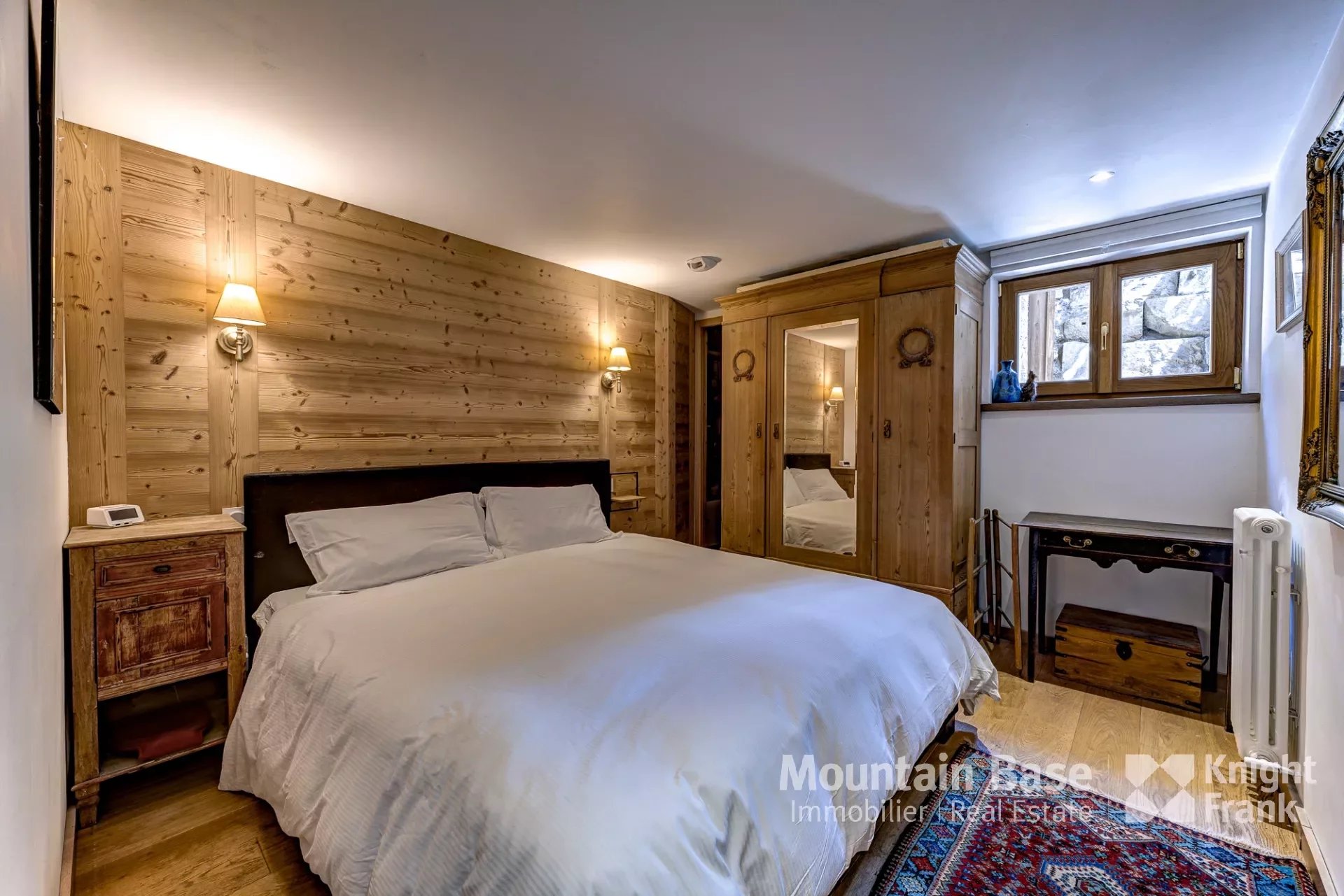 Photo of 6 bedroom chalet Morzine