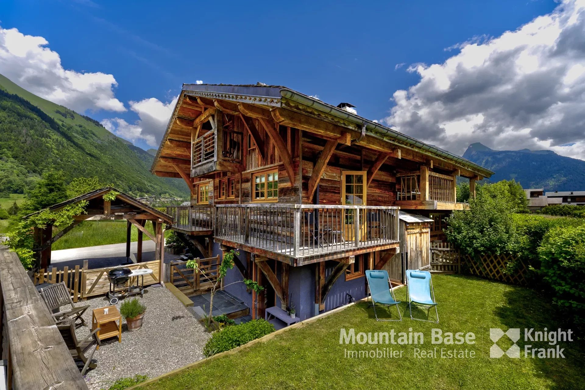 Photo of 6 bedroom chalet Morzine