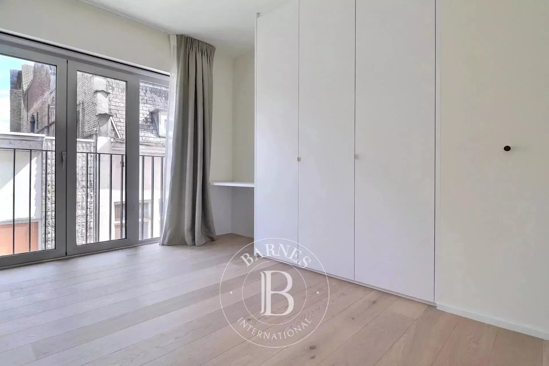 Rogier - 2 bedroom furnished apartment + terrace