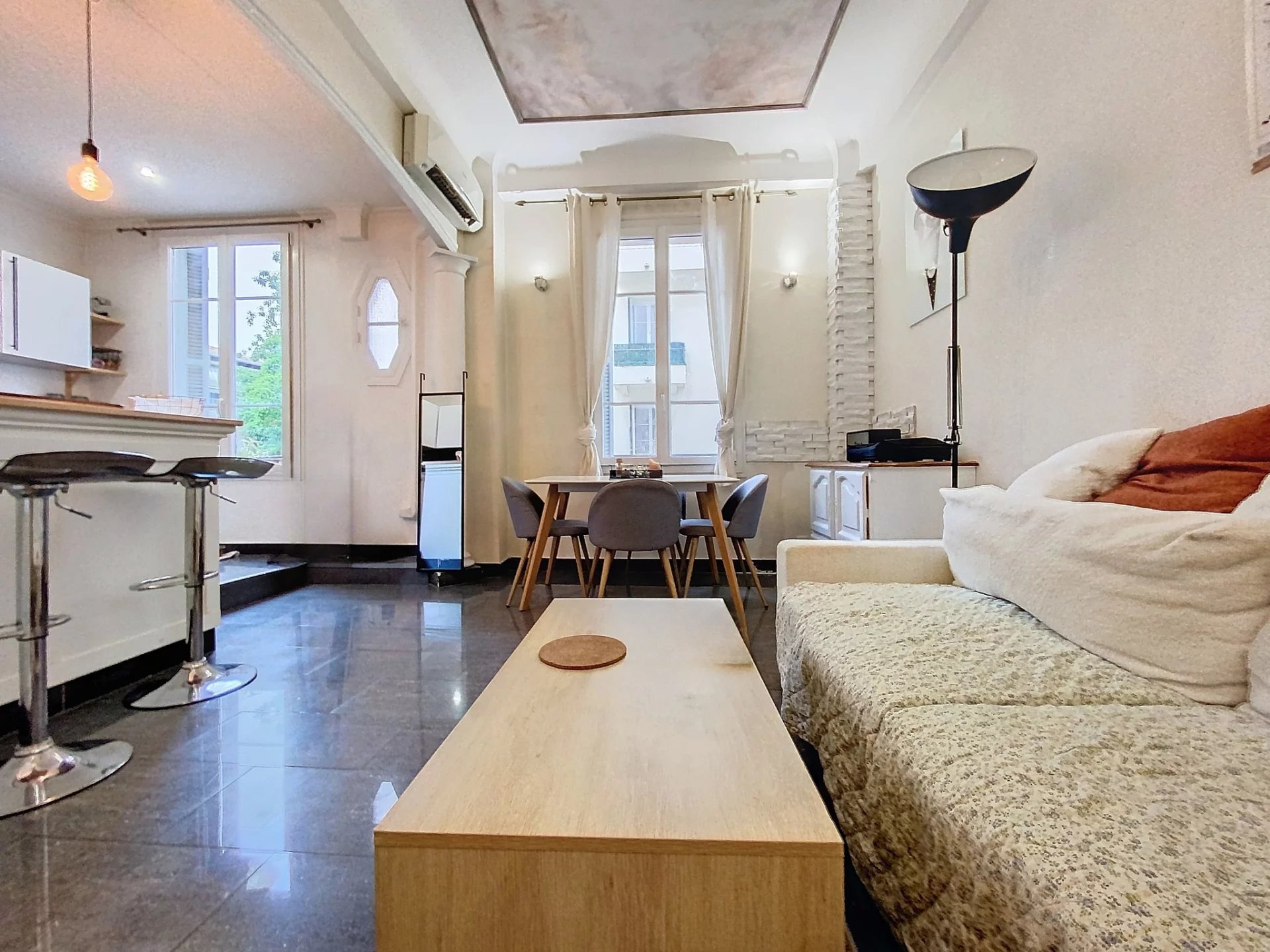 Vente Appartement 50m² 2 Pièces à Nice (06000) - Agence Privilège