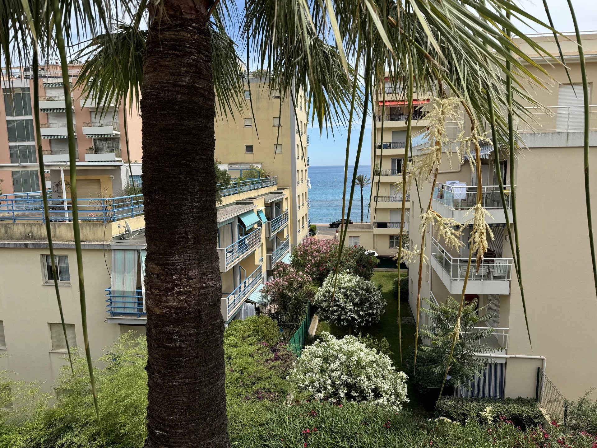 Vente Appartement 23m² 1 Pièce à Roquebrune-Cap-Martin (06190) - Idm L'Agence Immo