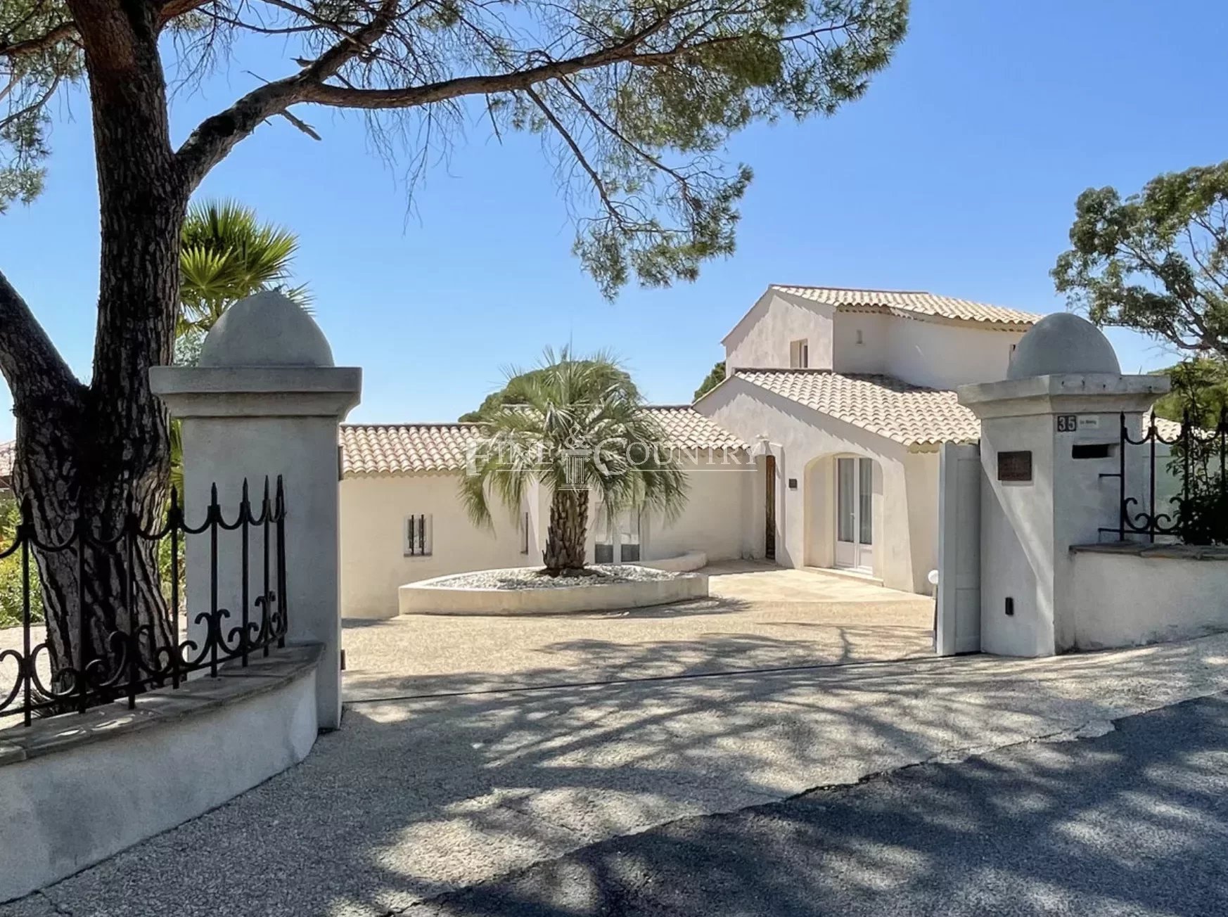 A vendre, villa vue mer panoramique aux Issambres à Roquebrune sur Argens