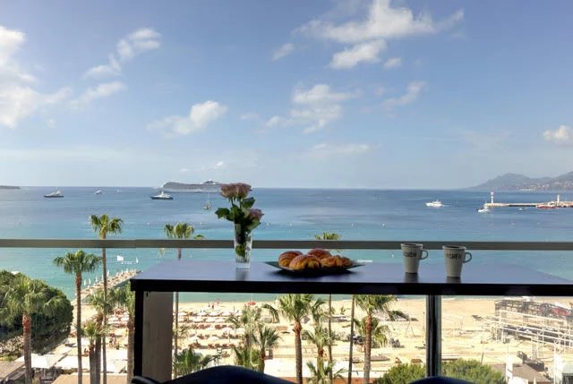 Appartement vue panoramique  mer Cannes Croisette