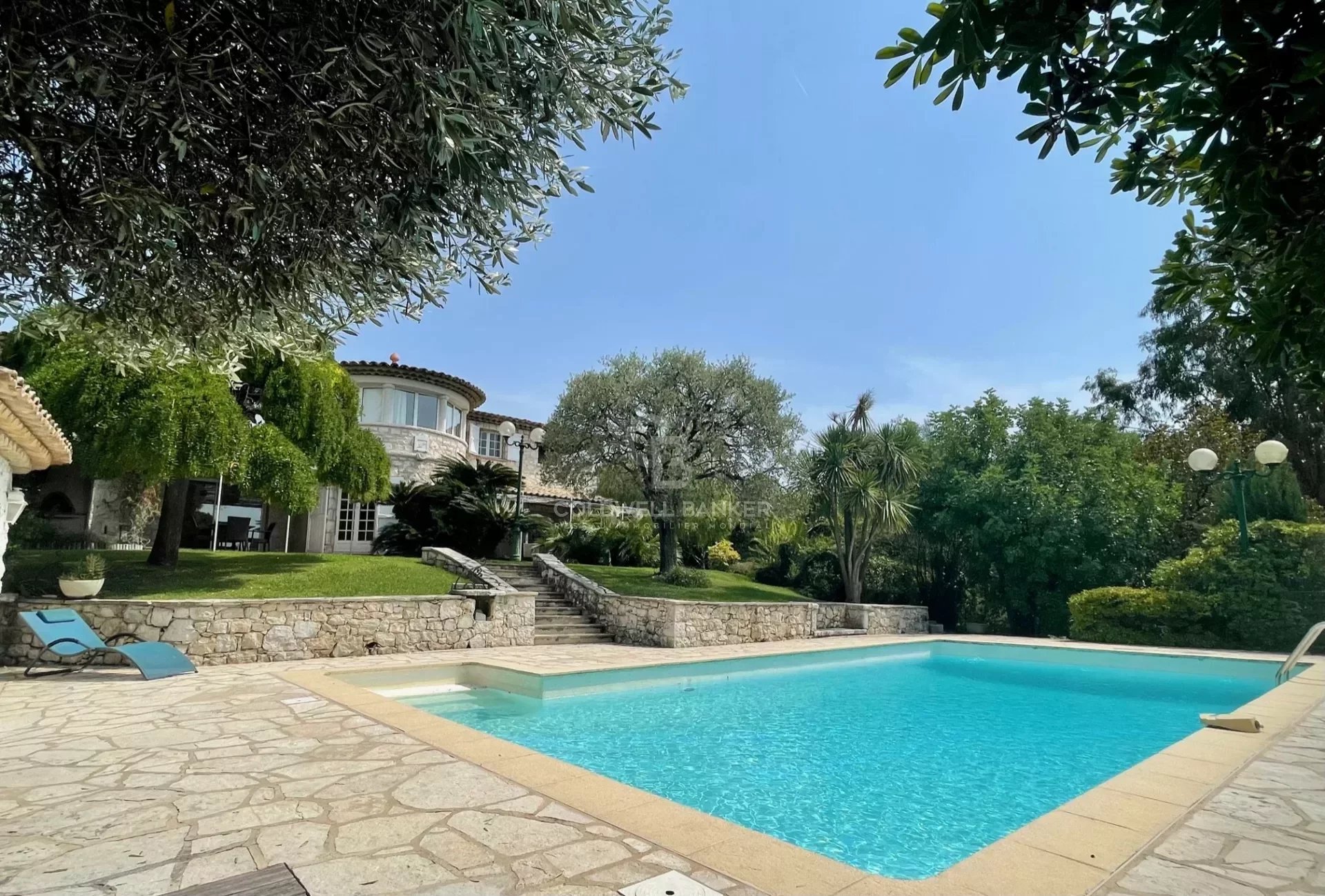 06570 SAINT-PAUL-DE-VENCE VILLA