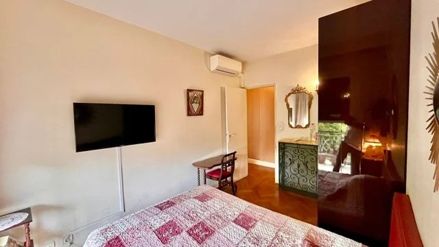 appartement en plein centre ville ANTIBES