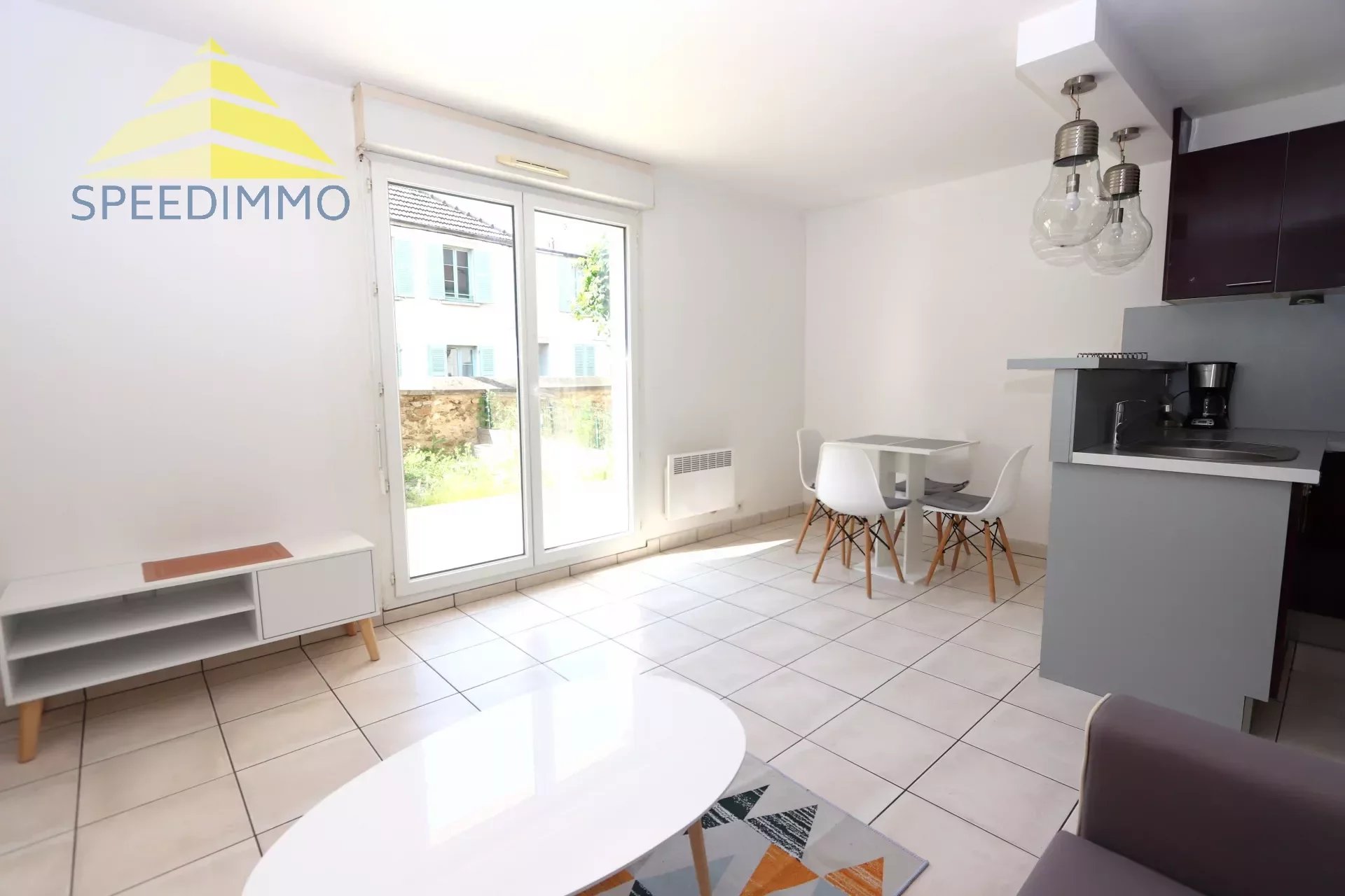 Venda Apartamento - Mandres-les-Roses