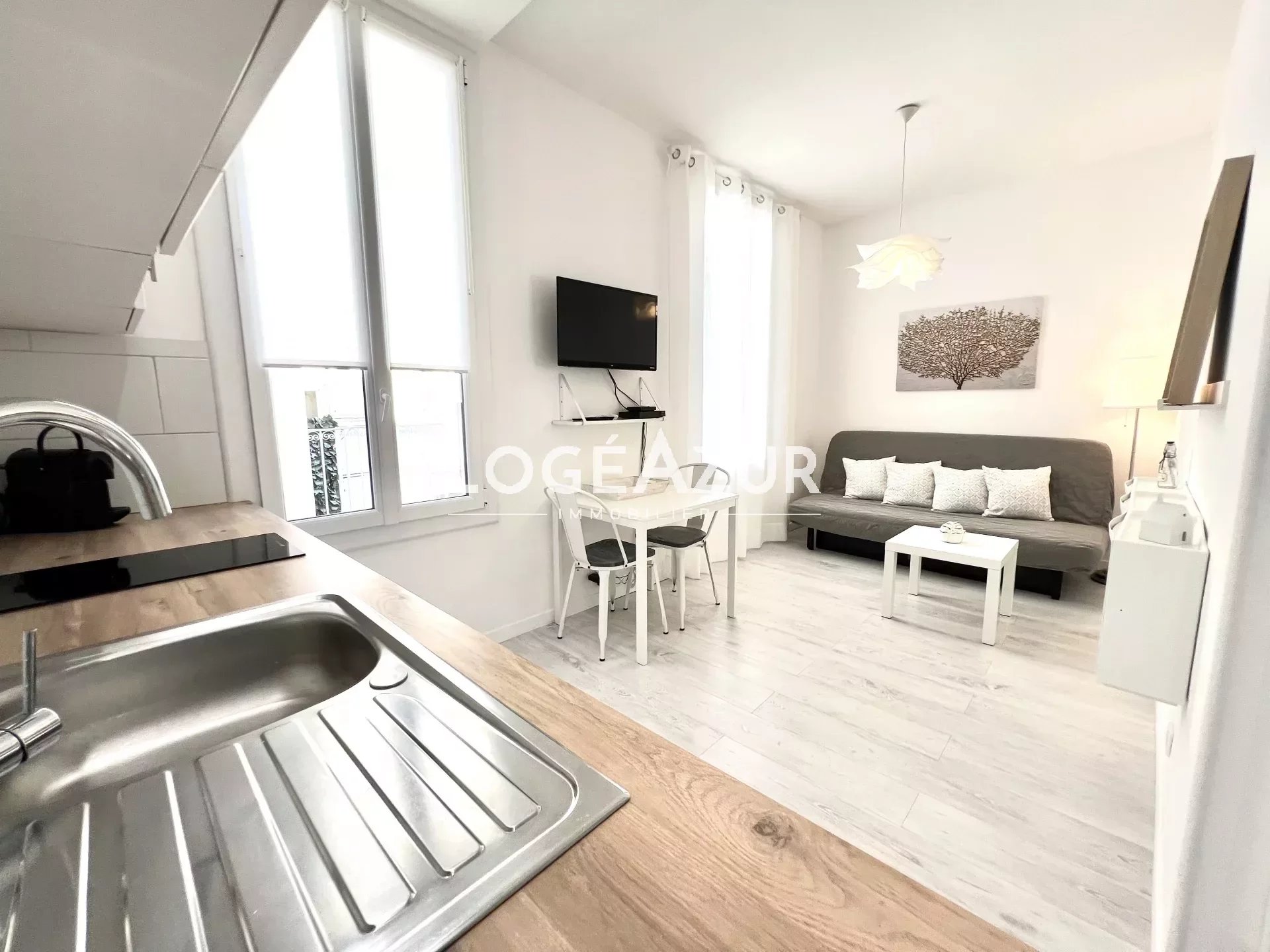 Location Appartement Antibes