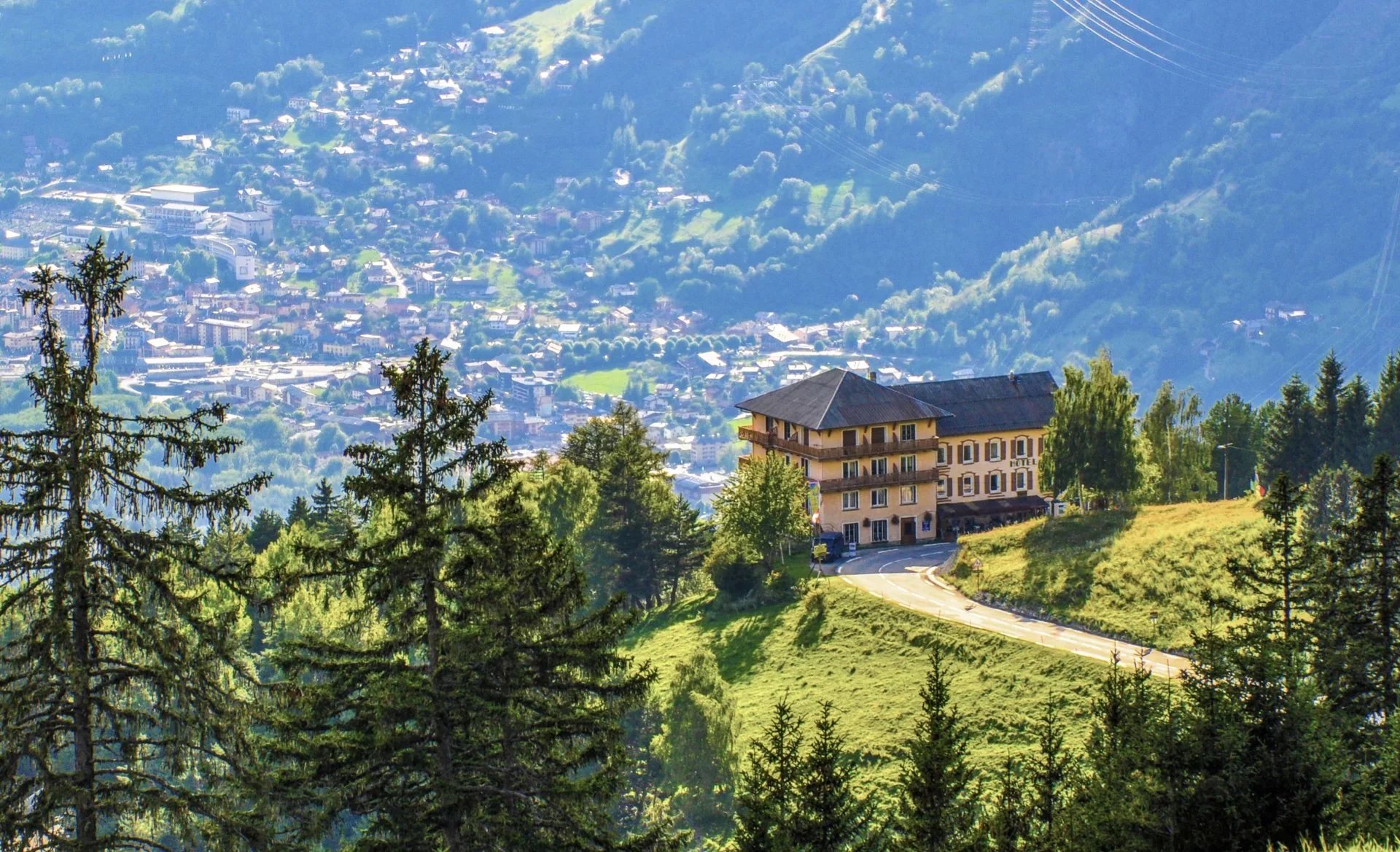 Immeuble sur les hauteurs de Bourg Saint Maurice