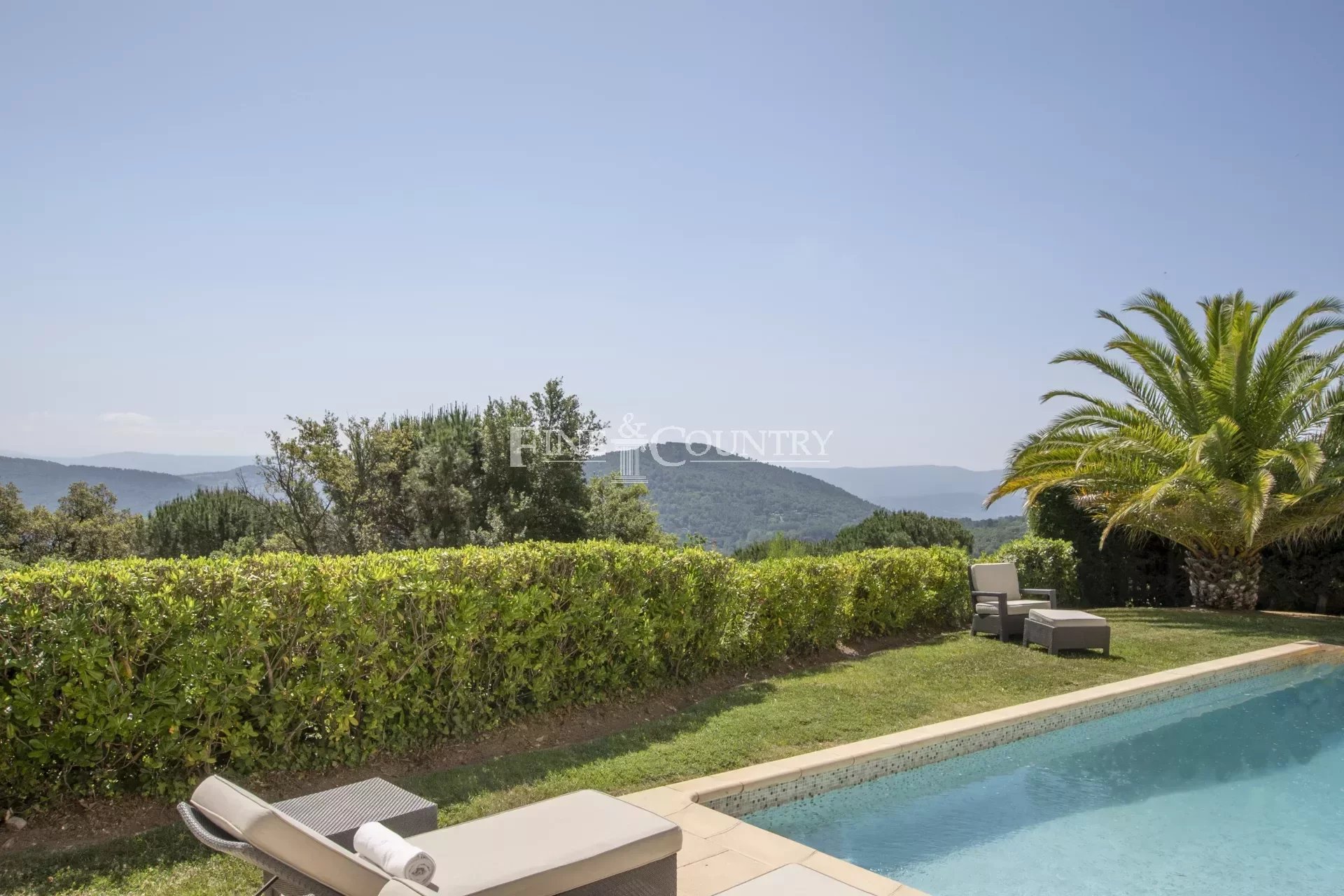 Villa for Sale in La Garde-Freinet