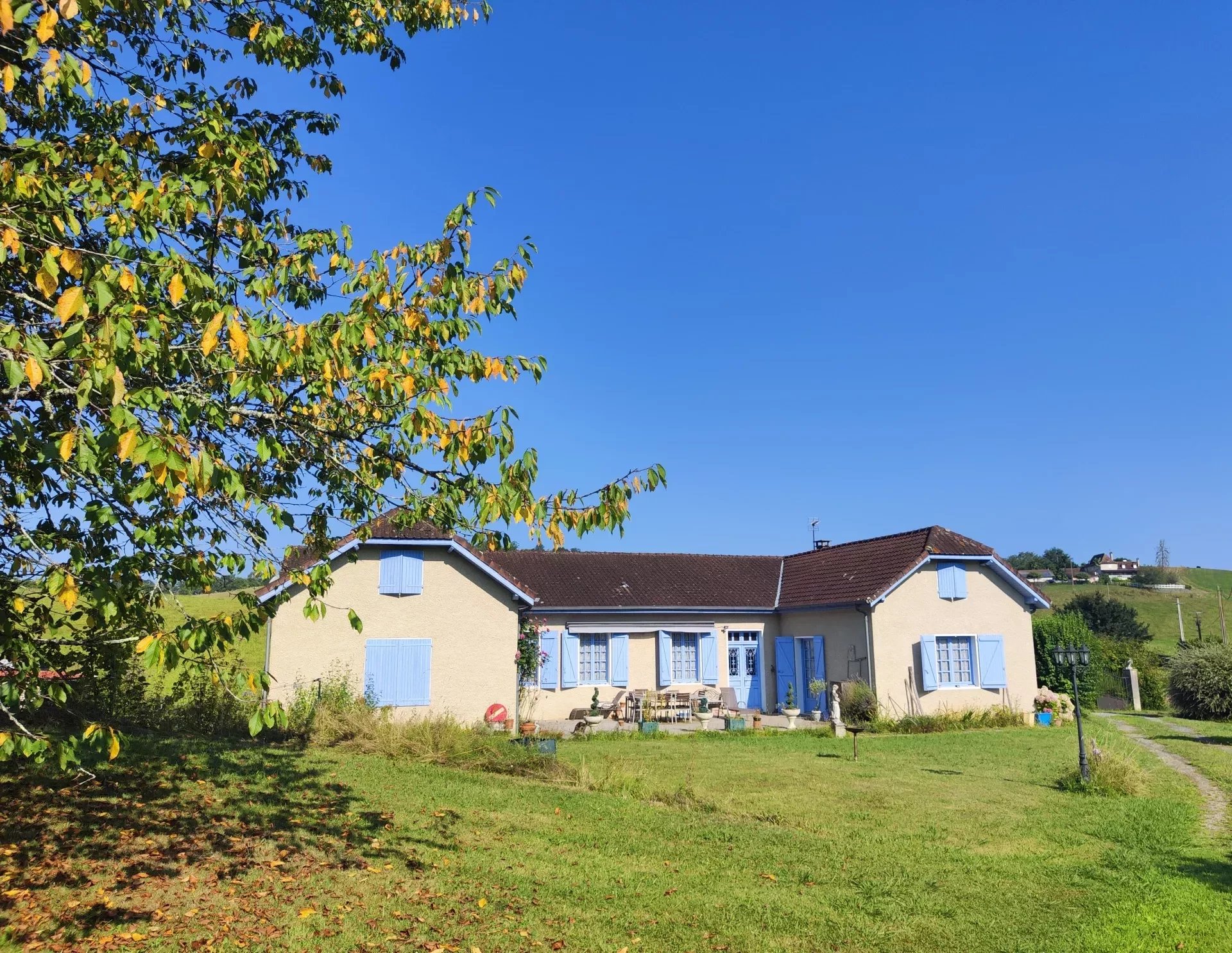 Maison de campagne avec 1,26 hectares de terrain