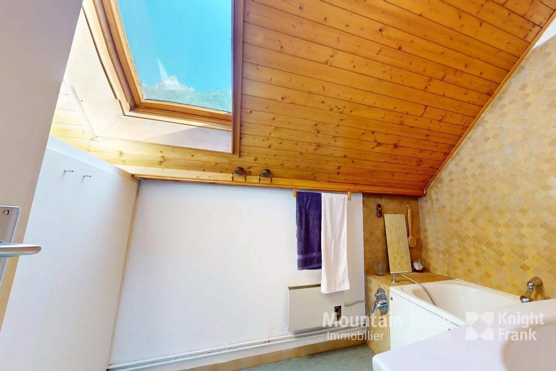 Photo of A 1 bedroom duplex apartment in Chamonix Sud.