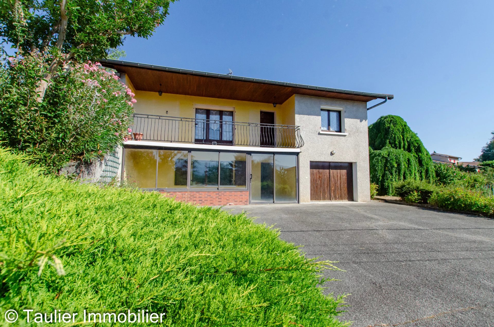 Belle maison T4 avec vue Vercors et terrain spacieux