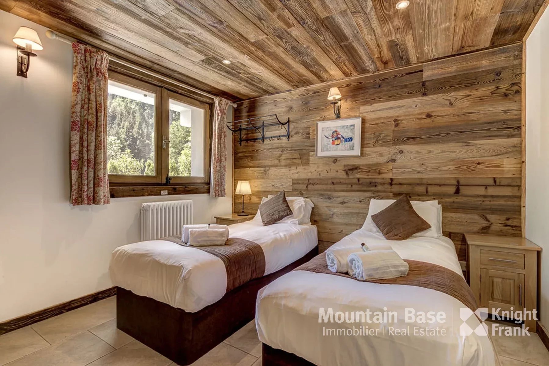 Photo of 5-bedroom chalet right next to the ski lift in Morzine