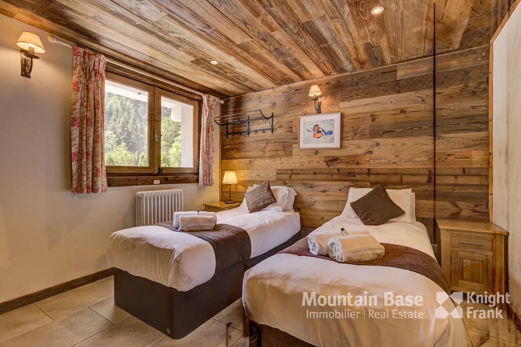 Photo of 5-bedroom chalet right next to the ski lift in Morzine