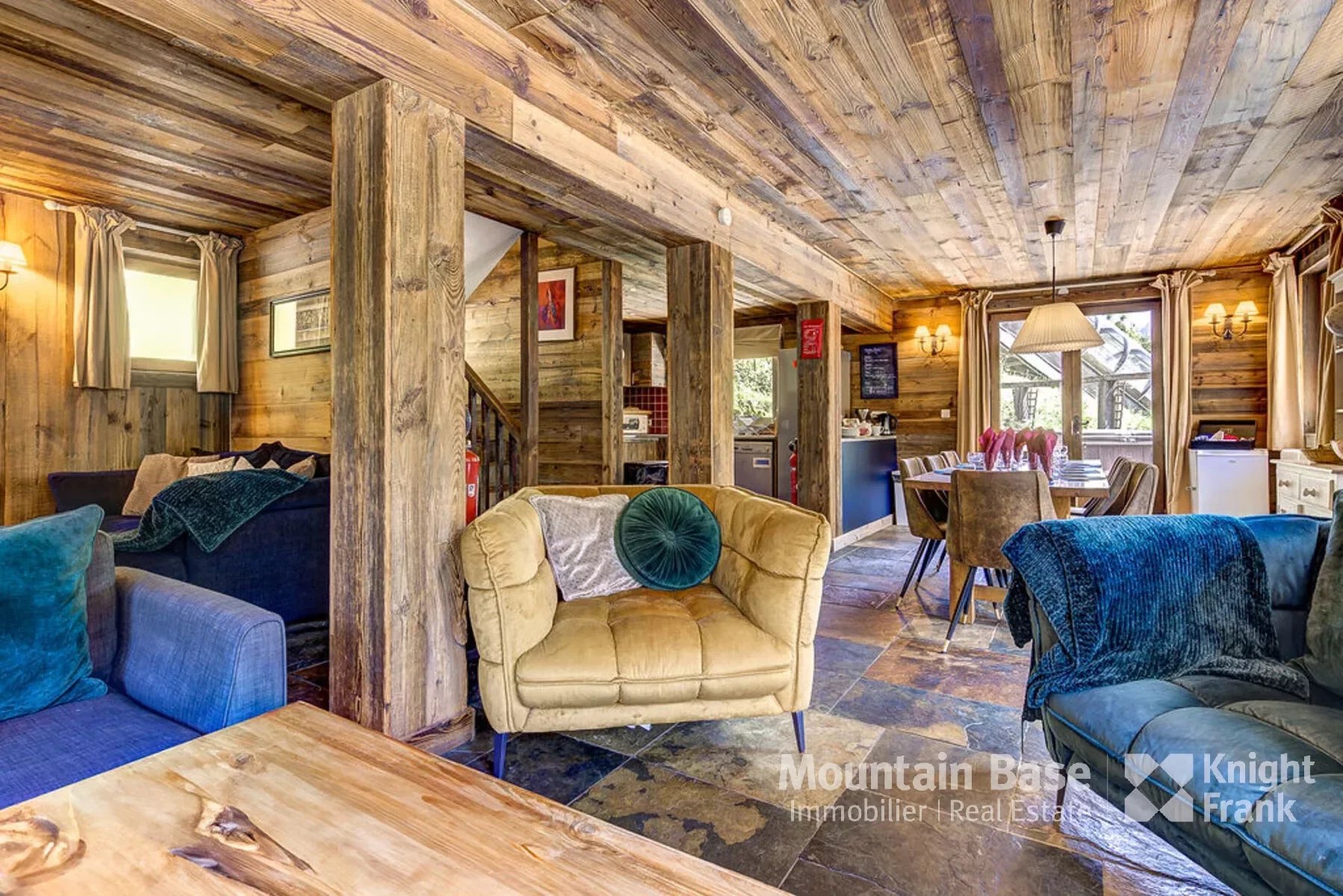 Photo of 5-bedroom chalet right next to the ski lift in Morzine