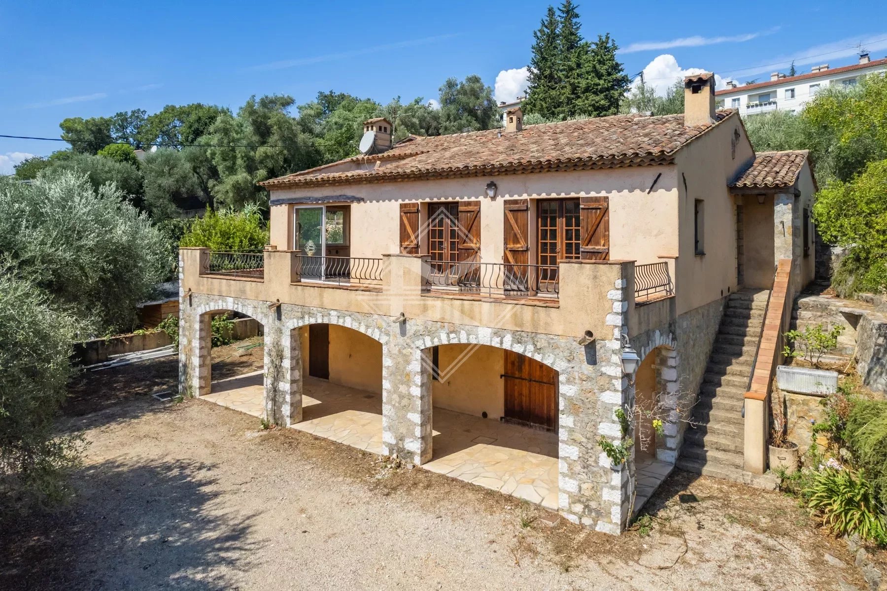 06560 VALBONNE VILLA