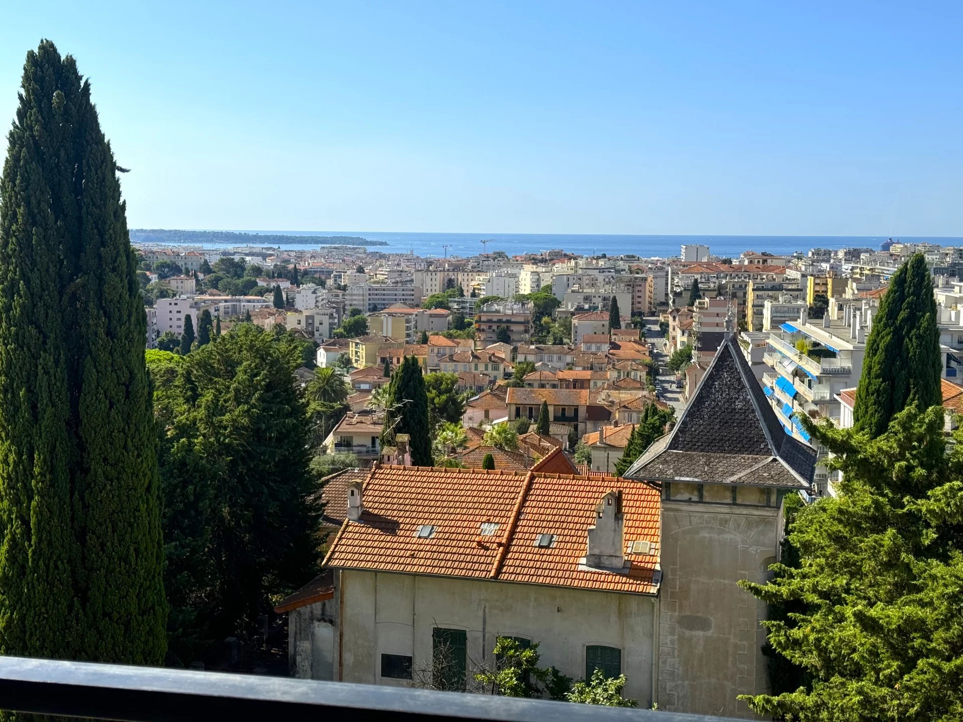 LE CANNET MAIRIE VENDITA 3 LOCALI VISTA MARE