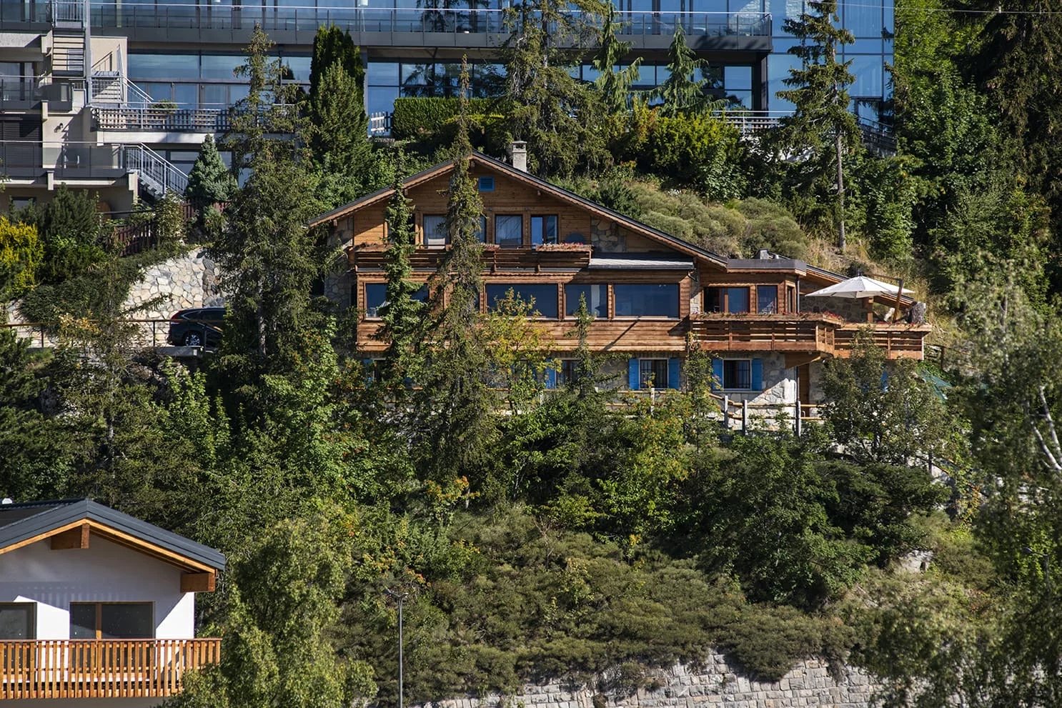 Splendid chalet overlooking Crans-Montana