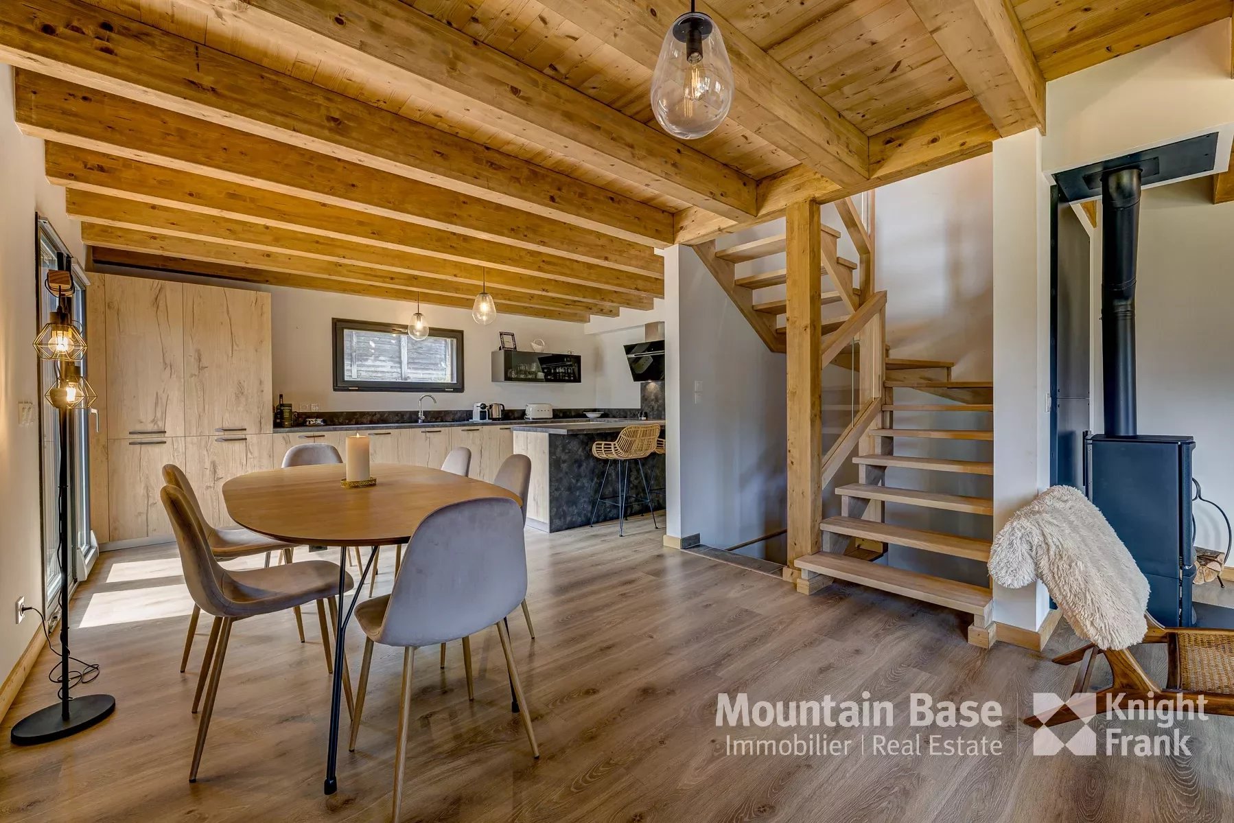 Photo of Modern 3-bedroom chalet in Essert Romand