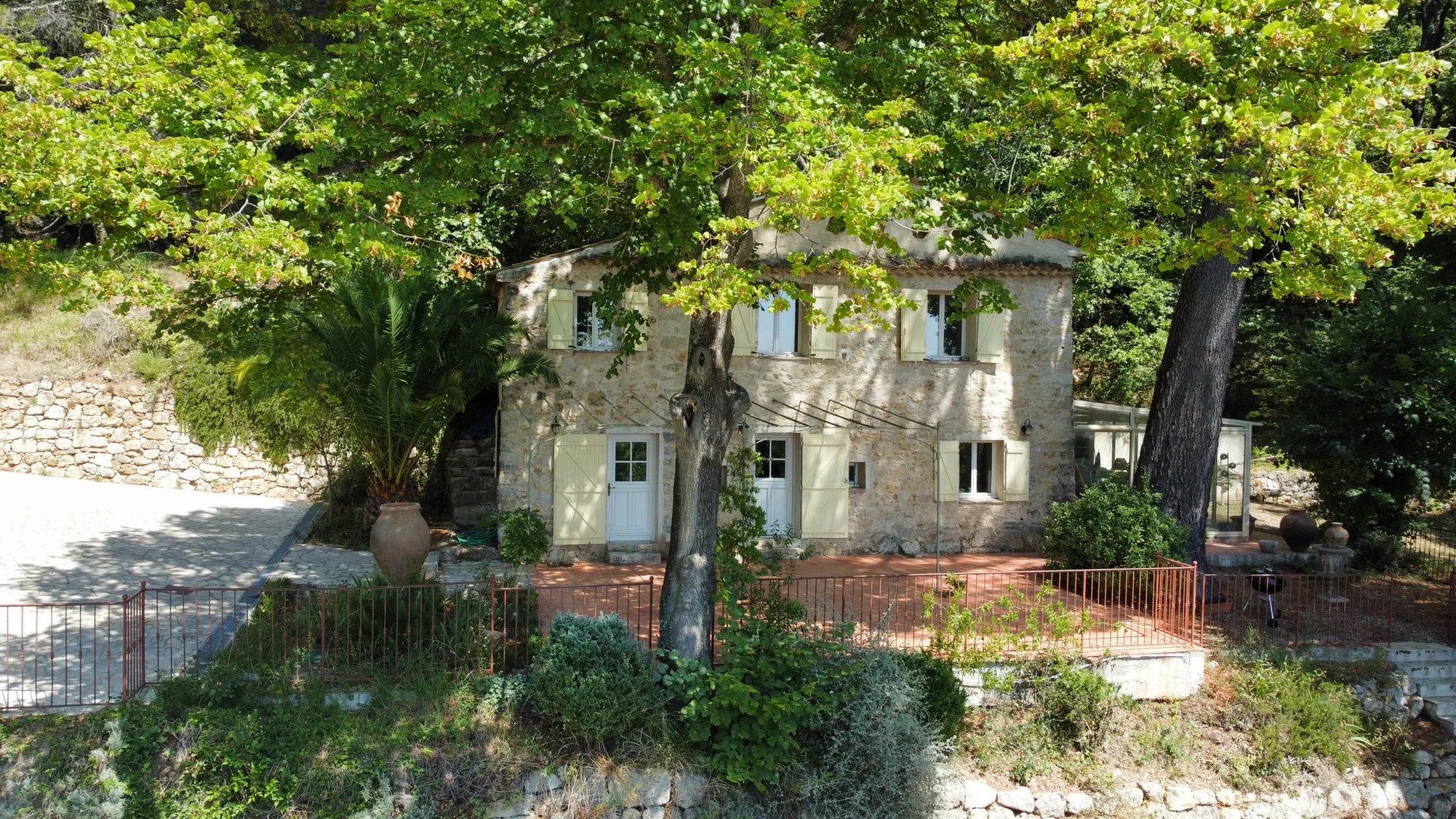 Stone House with Panoramic Views - Seillans