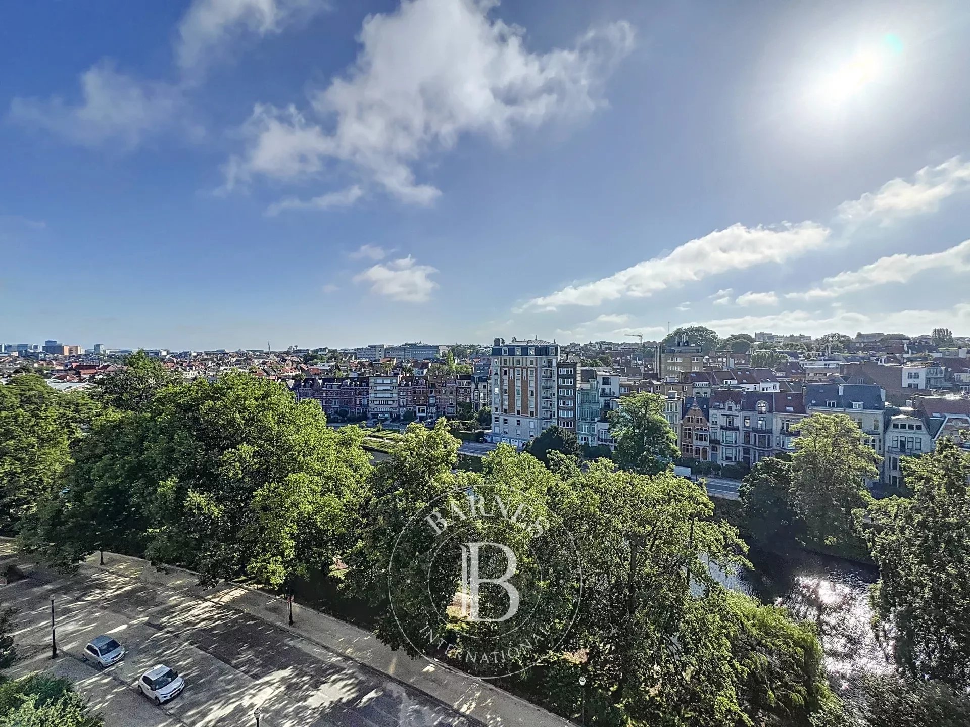 Lumineux appartement avec vue sur les étangs dIxelles