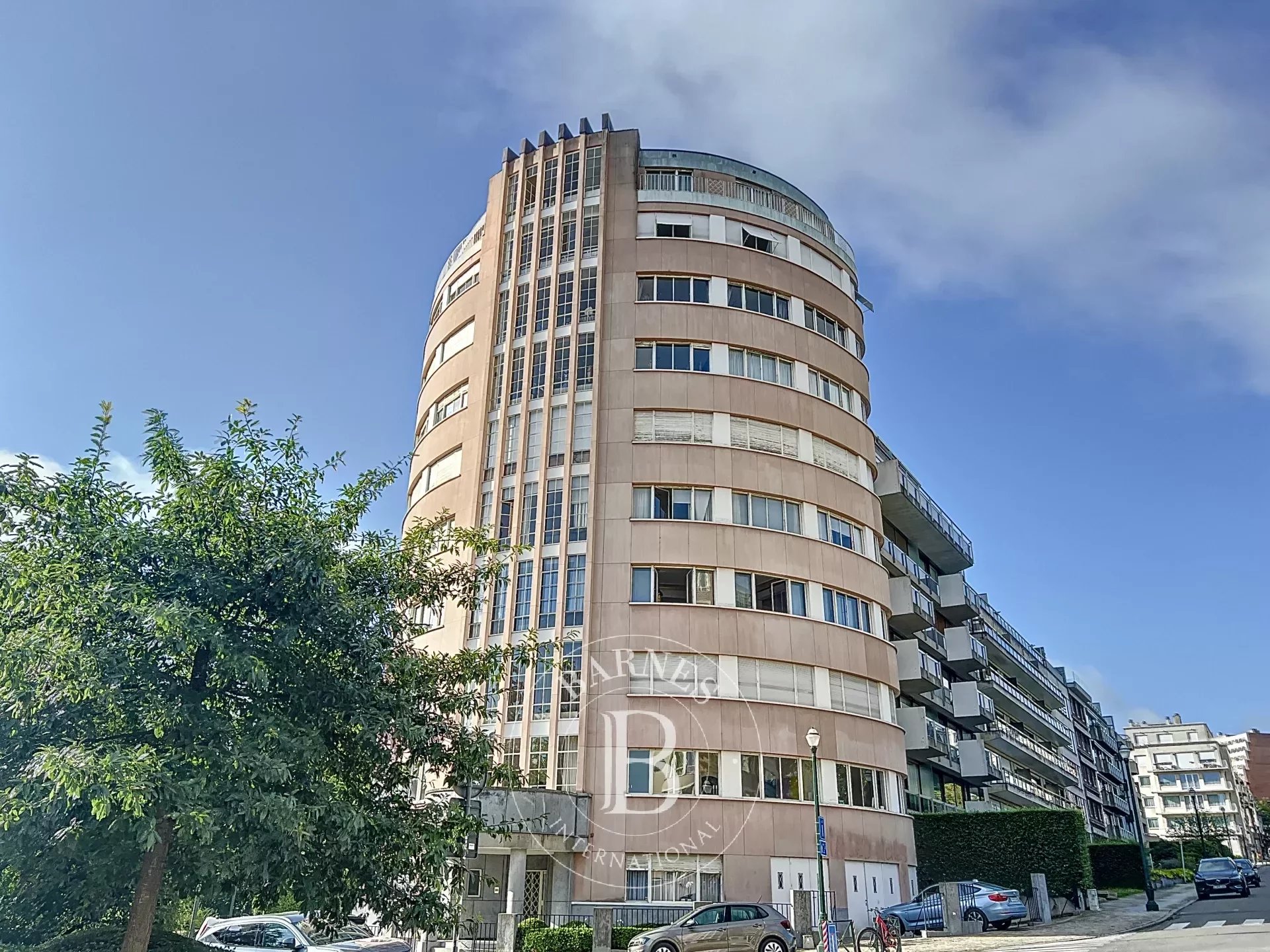 Lumineux appartement avec vue sur les étangs dIxelles