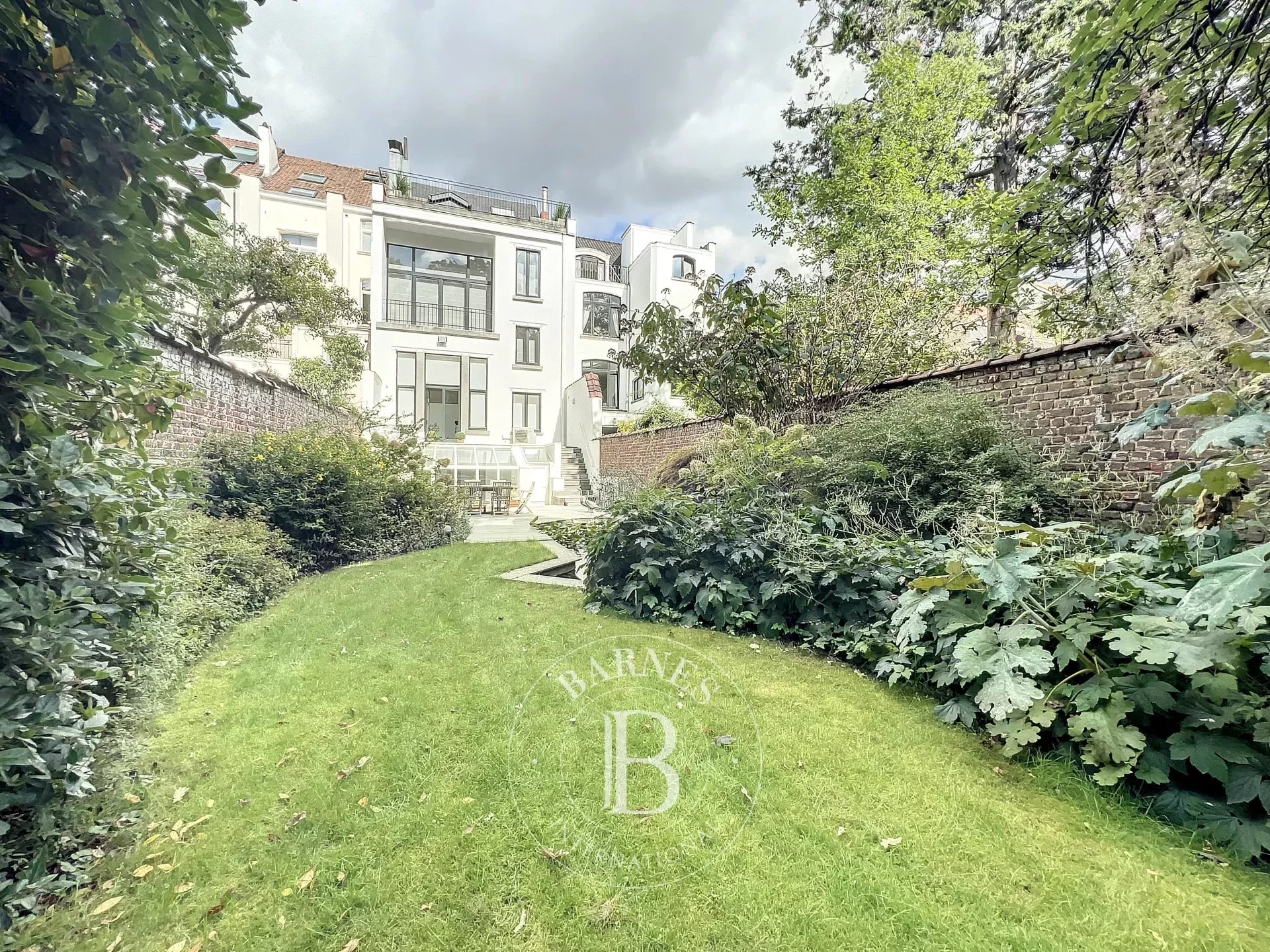 Maison de Maître avec jardin et garage