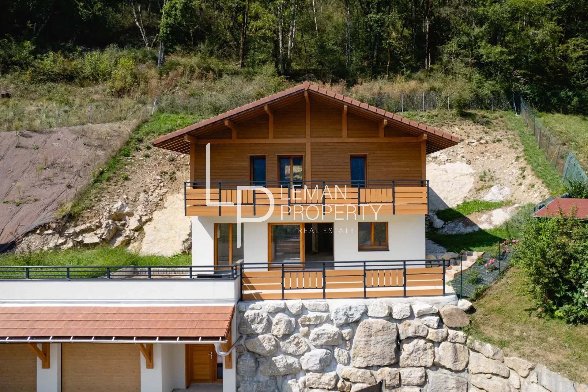 chalet de 145 m2 comprenant 5 pièces