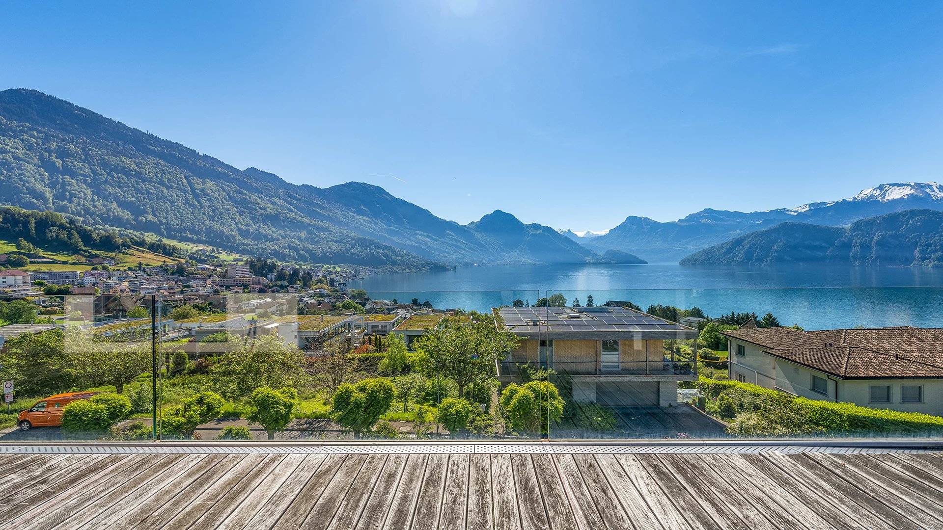 Superbe villa avec vue lac