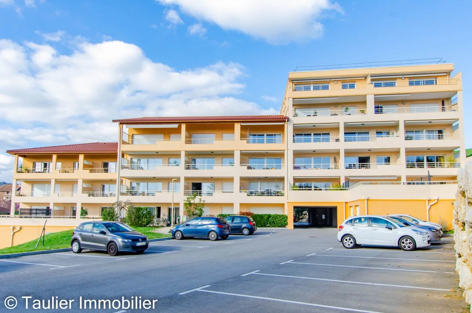 Appartement Saint-marcellin 3 piece(s) 89 m2