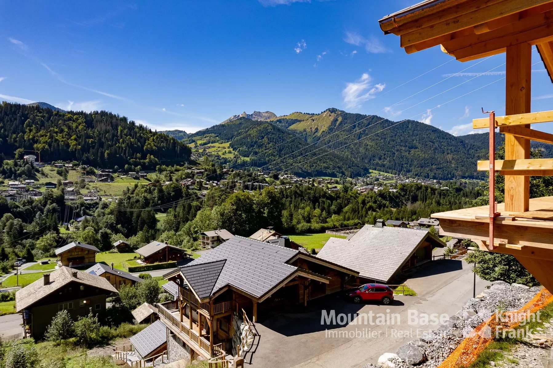 Photo of Luxury 5 bedroom new-build chalet in Montriond